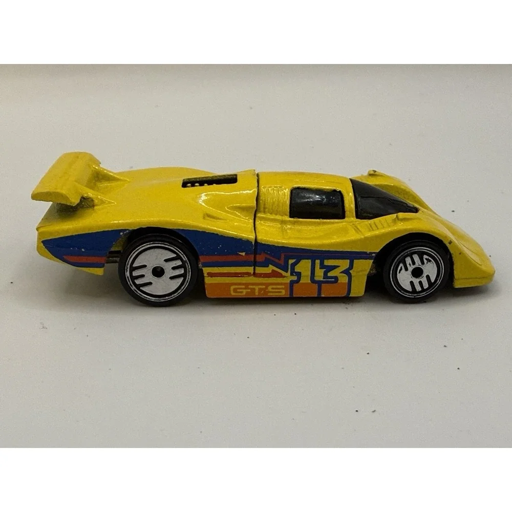 Hot Wheels Sol-Aire CX4 Yellow #13 GTS 1983 Malaysia Diecast w/ Case